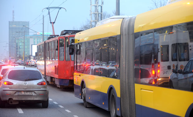 Муке Новобеограђана: Клај-клај за трамвајем